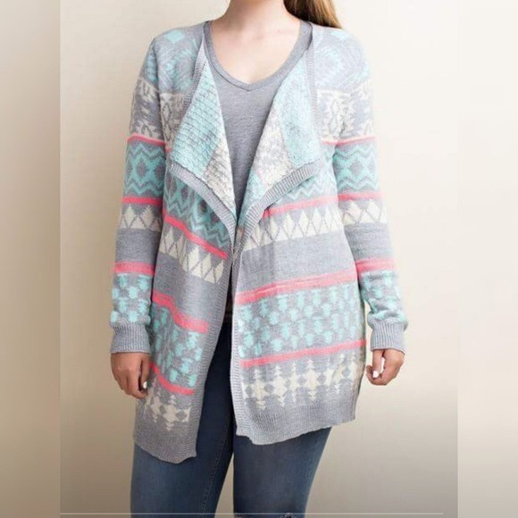 BOGO 🛍NWOT LLOVE Gray Cardigan With Neon Accent - Picture 1 of 2